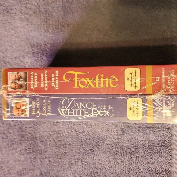 Foxfire and To Dance with the White dog still sealed double feature vhs tapes - Picture 3 of 3
